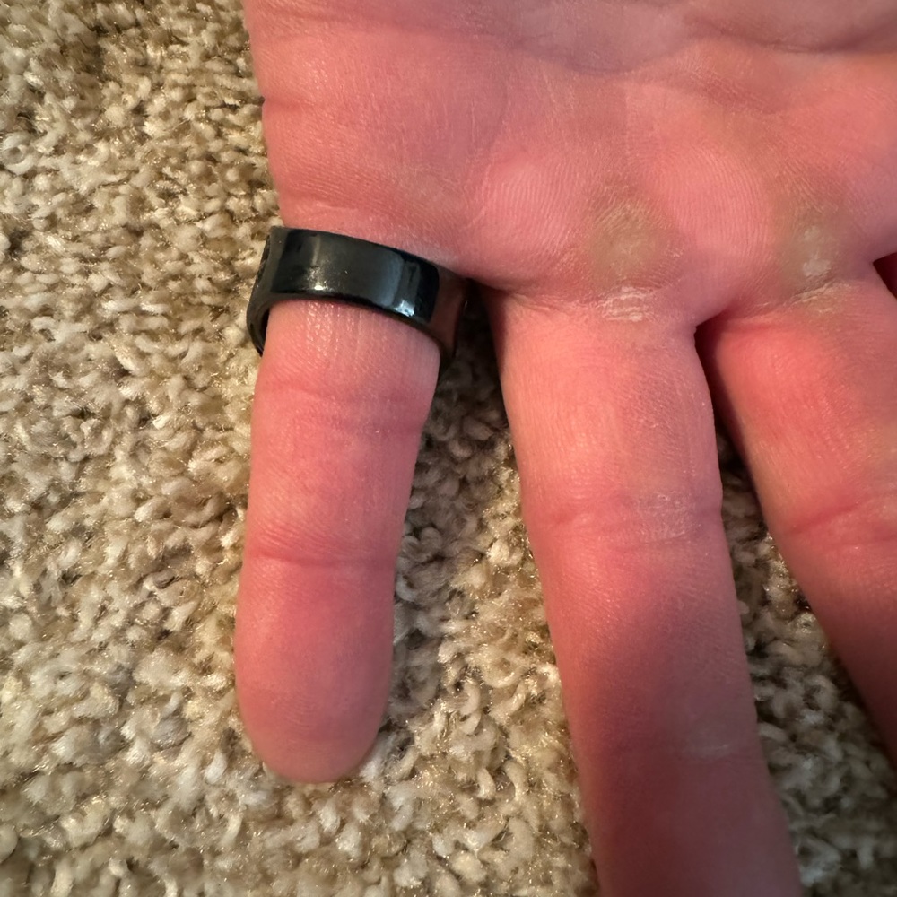 Excellent condition men’s ring - Picture 2 of 3